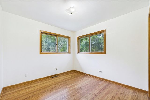2N356 Euclid Avenue, Glen Ellyn, IL 60137
