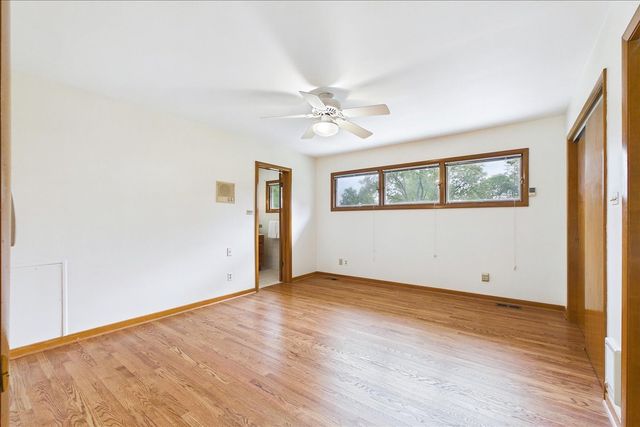 2N356 Euclid Avenue, Glen Ellyn, IL 60137