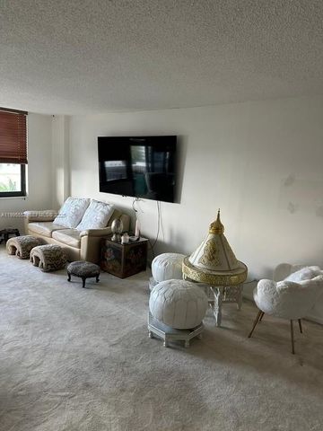 10101 E Bay Harbor Dr 702, Bay Harbor Islands, FL 33154