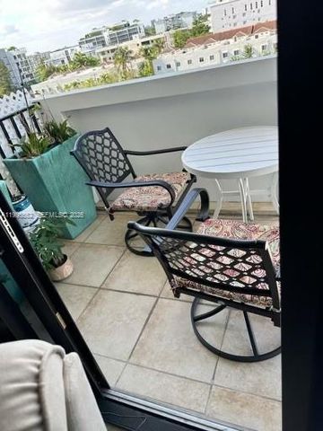 10101 E Bay Harbor Dr 702, Bay Harbor Islands, FL 33154