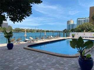 10101 E Bay Harbor Dr 702, Bay Harbor Islands, FL 33154