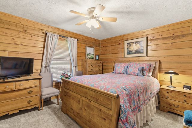 5946 SE Tater Peeler Rd, Lebanon, TN 37090