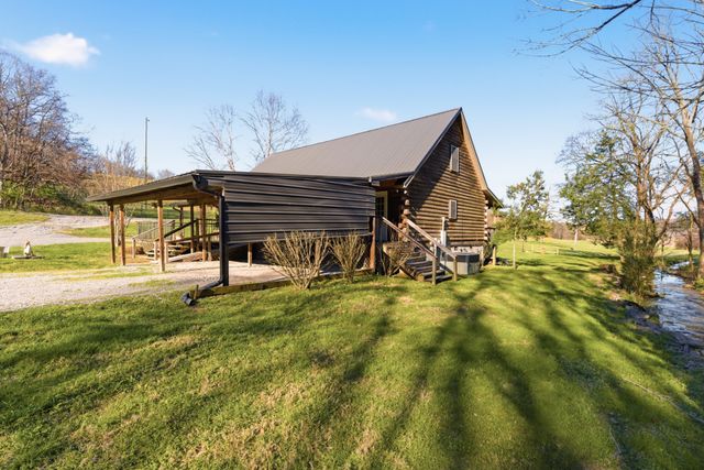 5946 SE Tater Peeler Rd, Lebanon, TN 37090