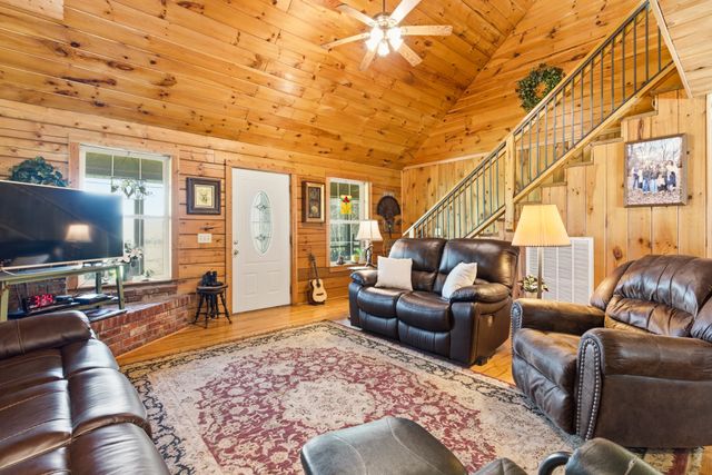 5946 SE Tater Peeler Rd, Lebanon, TN 37090