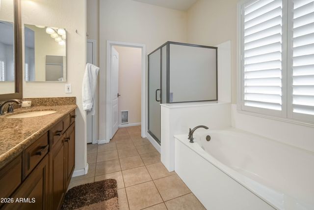 4019 E Del Rio Street, Gilbert, AZ 85295
