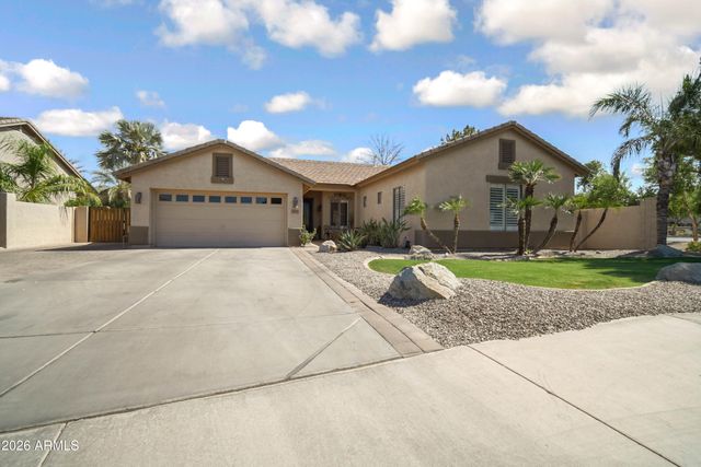 4019 E Del Rio Street, Gilbert, AZ 85295