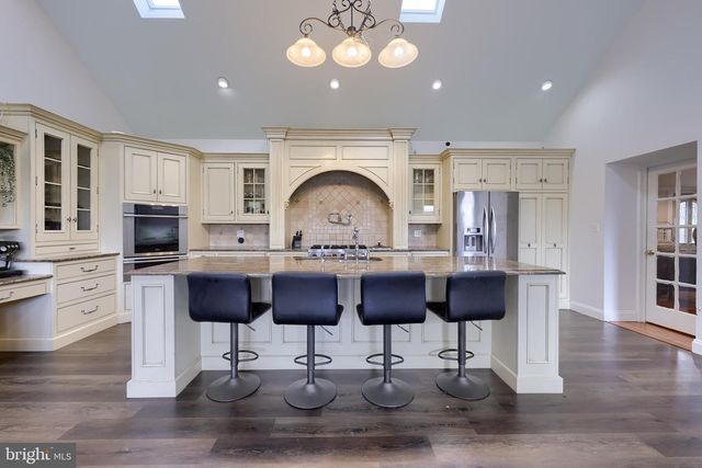 837 CENTERVILLE RD, Lancaster, PA 17601