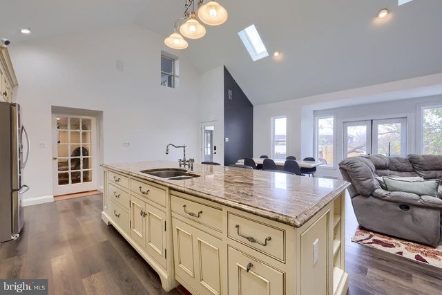 837 CENTERVILLE RD, Lancaster, PA 17601