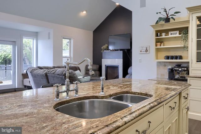 837 CENTERVILLE RD, Lancaster, PA 17601