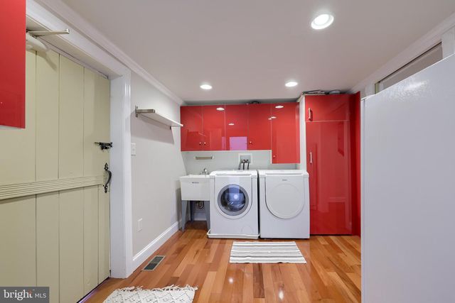 837 CENTERVILLE RD, Lancaster, PA 17601