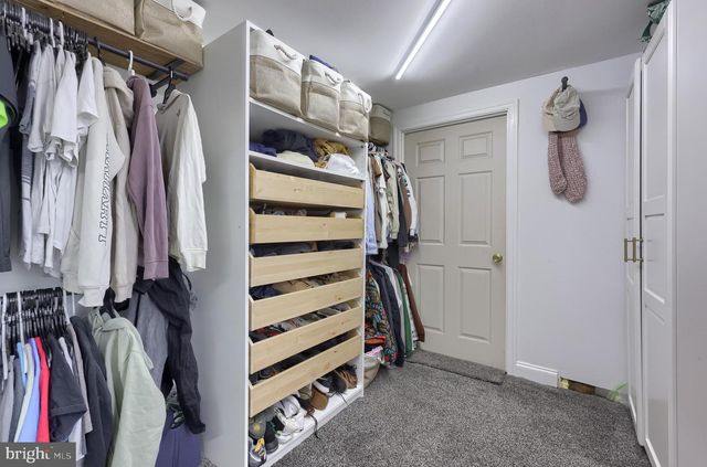 837 CENTERVILLE RD, Lancaster, PA 17601