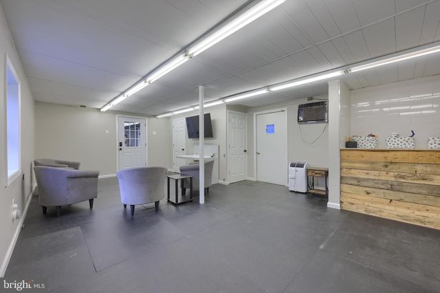 837 CENTERVILLE RD, Lancaster, PA 17601