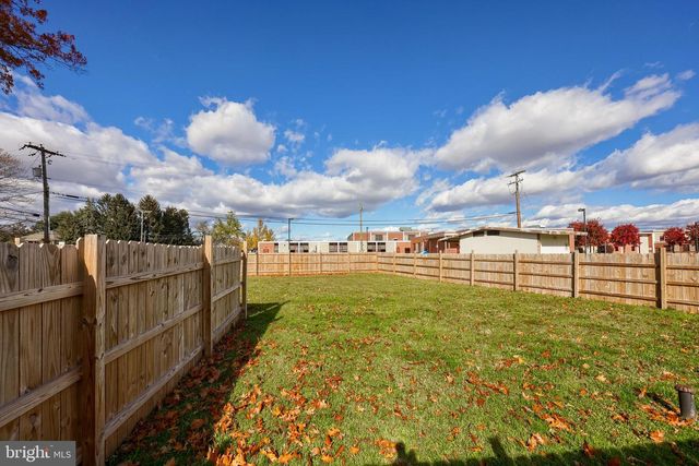 837 CENTERVILLE RD, Lancaster, PA 17601