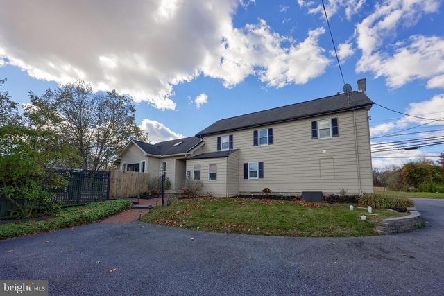 837 CENTERVILLE RD, Lancaster, PA 17601