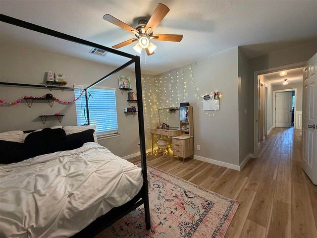 15 Goldenrod Way, Lawton, OK 73507