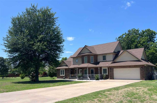 15 Goldenrod Way, Lawton, OK 73507