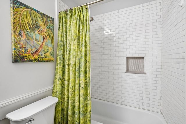 1073 CENTRAL STREET, Mount Dora, FL 32757