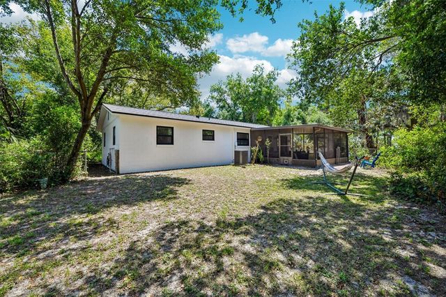 1073 CENTRAL STREET, Mount Dora, FL 32757