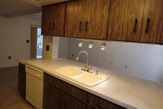 8948 SAINT REGIS LANE, Port Richey, FL 34668