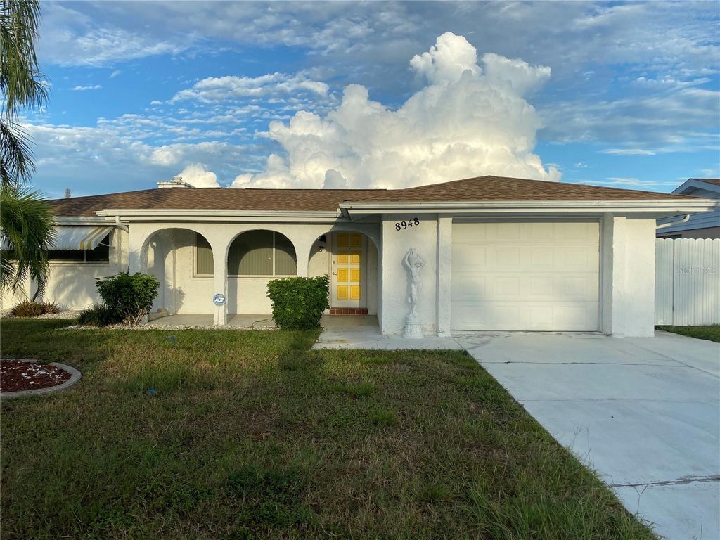 8948 SAINT REGIS LANE, Port Richey, FL 34668