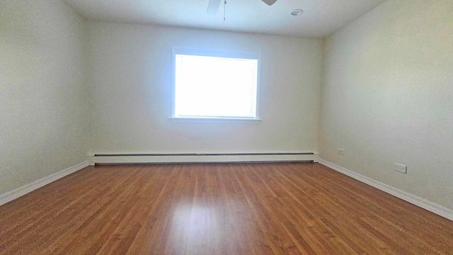 973 Crimson Court 304, Prospect Heights, IL 60070
