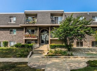973 Crimson Court 304, Prospect Heights, IL 60070