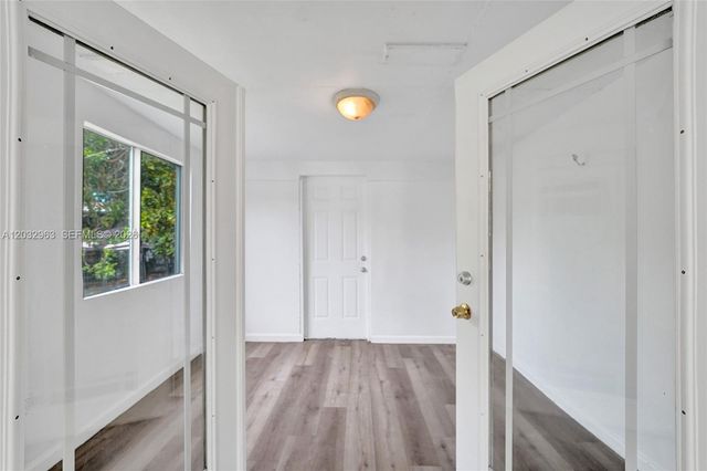 1140 N 74th Way, Hollywood, FL 33024