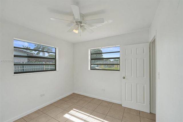 1140 N 74th Way, Hollywood, FL 33024