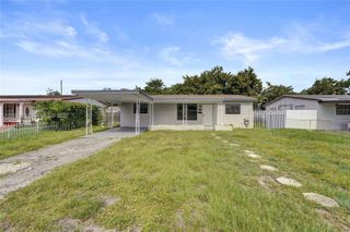 1140 N 74th Way, Hollywood, FL 33024