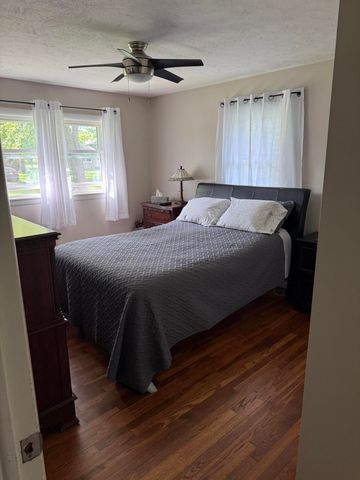 7727 Dakota Street, Merrillville, IN 46410
