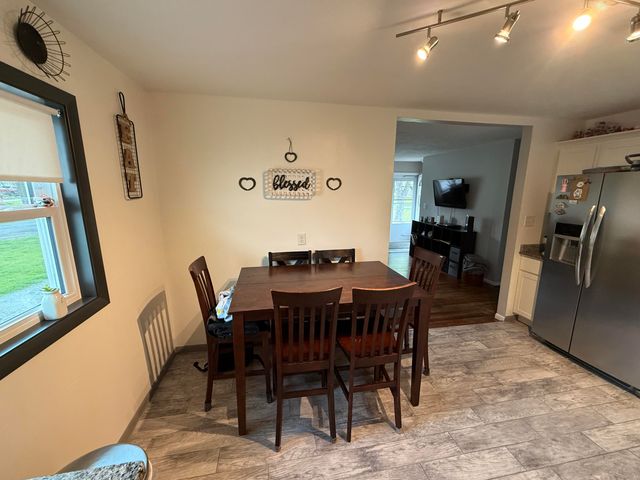 7727 Dakota Street, Merrillville, IN 46410