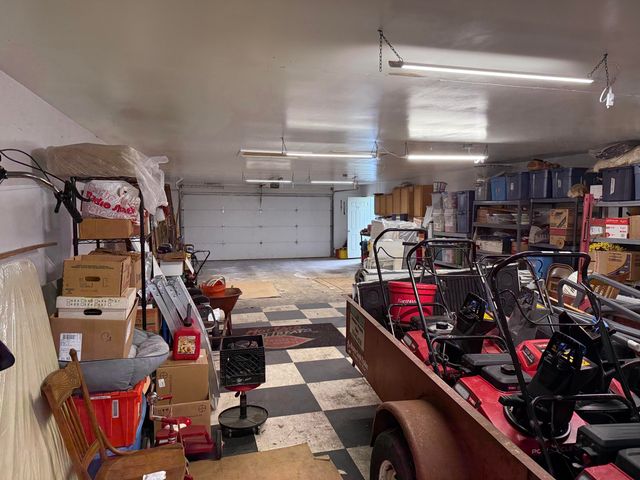 7727 Dakota Street, Merrillville, IN 46410