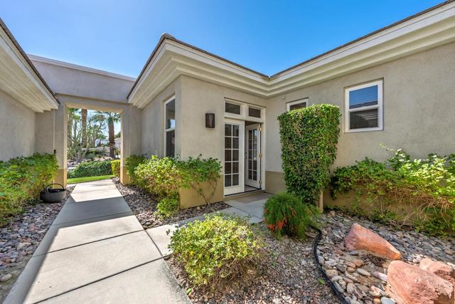 64 Via Las Flores, Rancho Mirage, CA 92270
