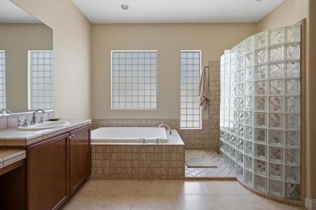 64 Via Las Flores, Rancho Mirage, CA 92270