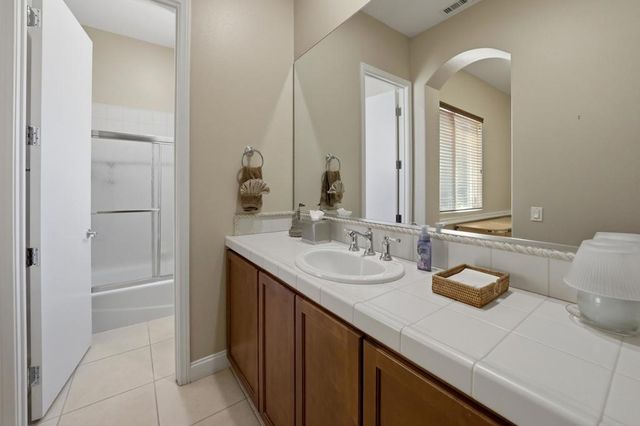 64 Via Las Flores, Rancho Mirage, CA 92270