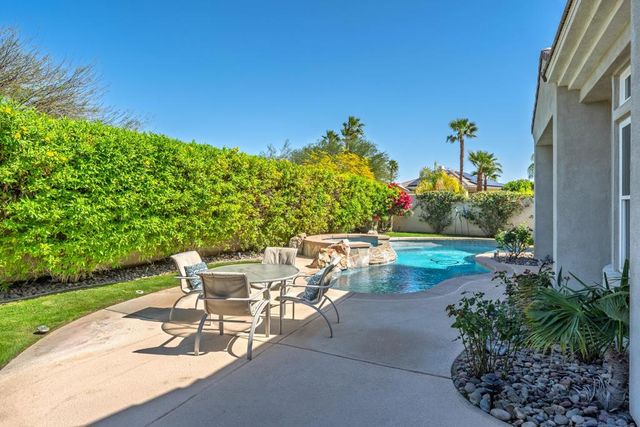 64 Via Las Flores, Rancho Mirage, CA 92270