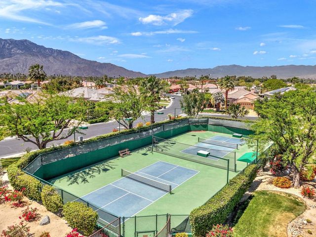 64 Via Las Flores, Rancho Mirage, CA 92270