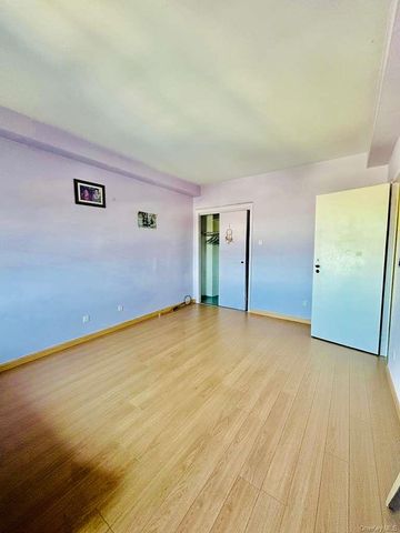 99-60 63 Road 7Q, Rego Park, NY 11374