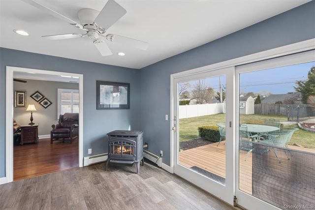 11 Pembrook Drive, Stony Brook, NY 11790