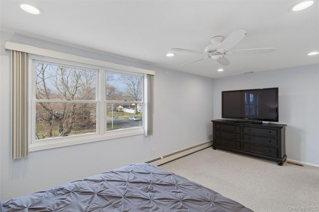 11 Pembrook Drive, Stony Brook, NY 11790