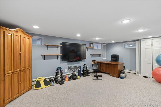 11 Pembrook Drive, Stony Brook, NY 11790