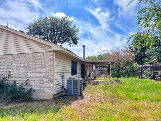 2533 Newning, Schertz, TX 78154