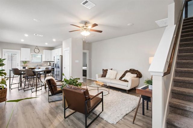 283 Fieldwood DR A, Buda, TX 78610