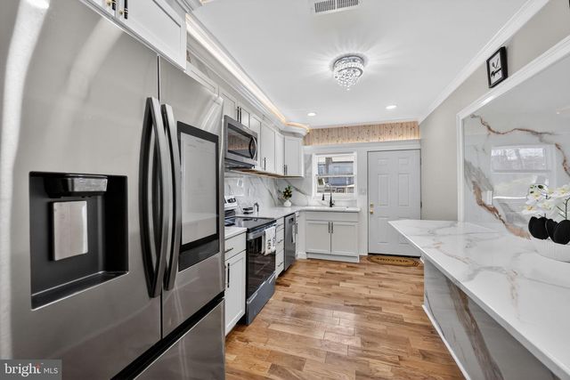 2046 DENNIE ST, Philadelphia, PA 19140