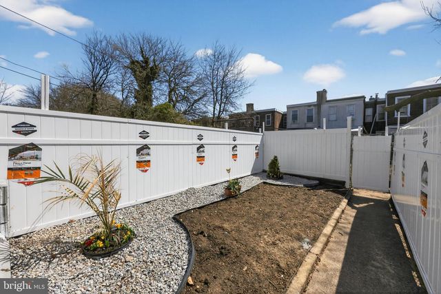 2046 DENNIE ST, Philadelphia, PA 19140