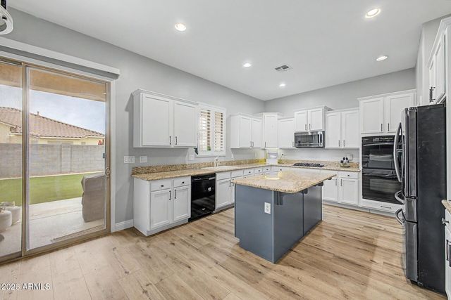 16773 W APACHE Street, Goodyear, AZ 85338