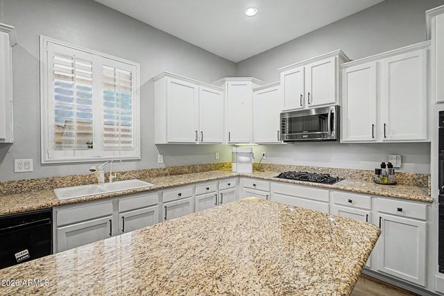 16773 W APACHE Street, Goodyear, AZ 85338