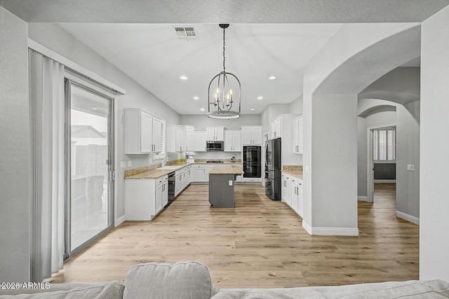 16773 W APACHE Street, Goodyear, AZ 85338