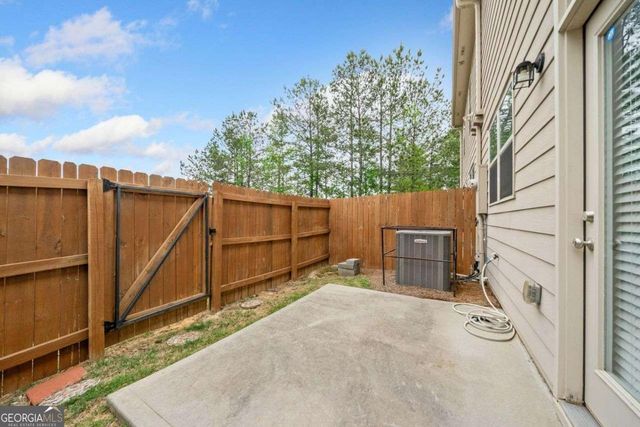 7822 Canterbury Court, Fairburn, GA 30213