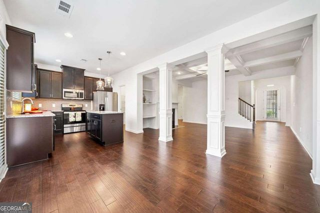 7822 Canterbury Court, Fairburn, GA 30213